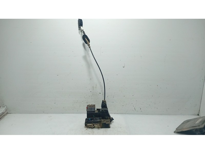 Recambio de cerradura puerta trasera izquierda para ford fusion (ju_) 1.4 referencia OEM IAM 1372486  