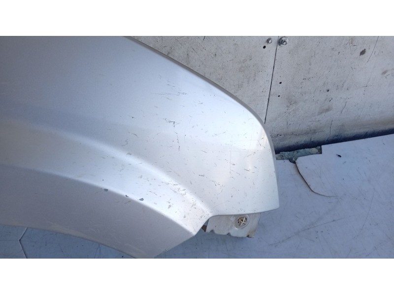 Recambio de aleta delantera derecha para ford fusion (ju_) 1.4 referencia OEM IAM 1420114  