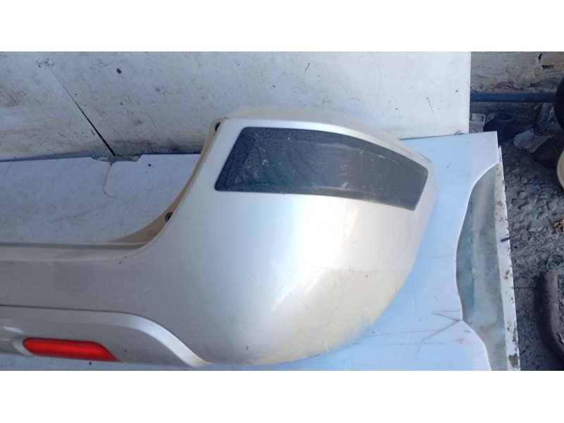Recambio de paragolpes trasero para ford fusion (ju_) 1.4 referencia OEM IAM 1324511  