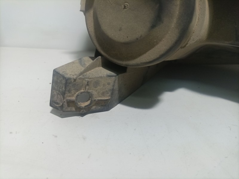 Recambio de faro izquierdo para opel corsa c referencia OEM IAM 09114329  