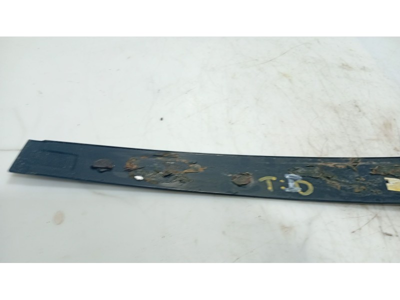 Recambio de moldura para ford fusion (ju_) 1.4 referencia OEM IAM   
