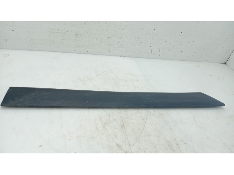 Recambio de moldura para ford fusion (ju_) 1.4 referencia OEM IAM 1776393  