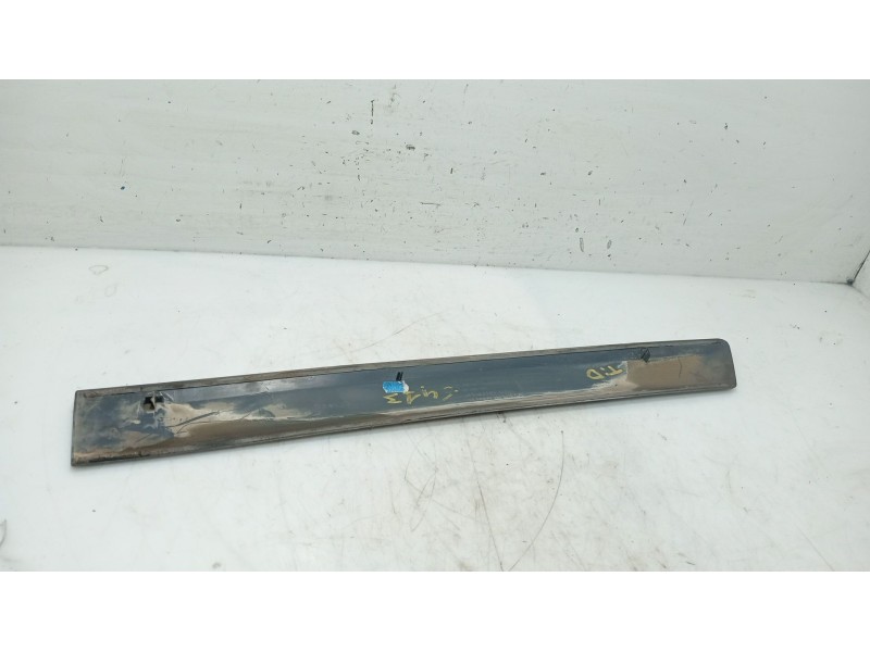 Recambio de moldura para ford fusion (ju_) 1.4 referencia OEM IAM 1776393  