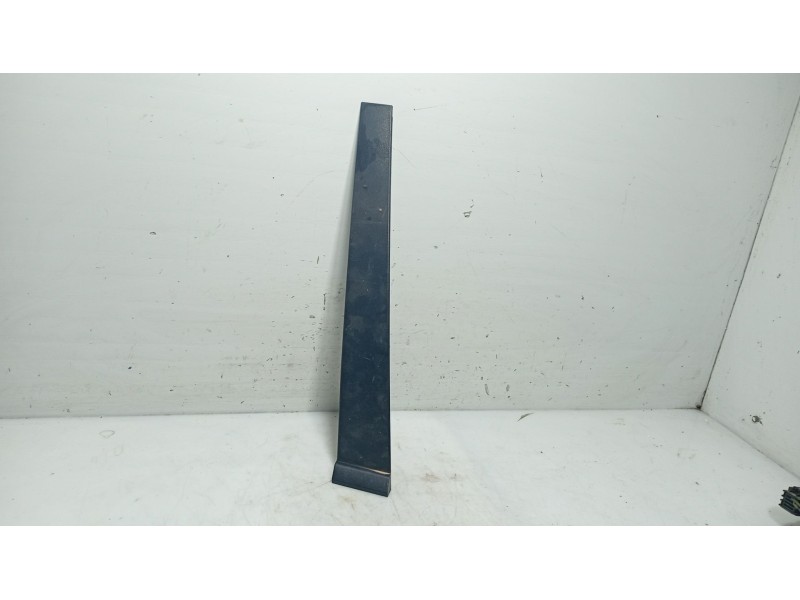 Recambio de moldura para ford fusion (ju_) 1.4 referencia OEM IAM 1473669  