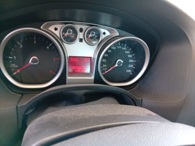ford focus ii sedán (db_, fch, dh) del año 2010