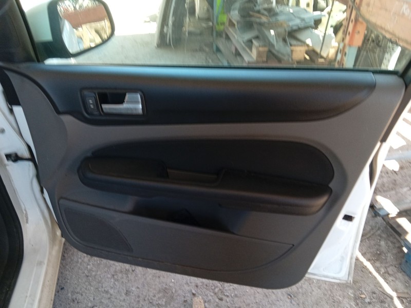 ford focus ii sedán (db_, fch, dh) del año 2010