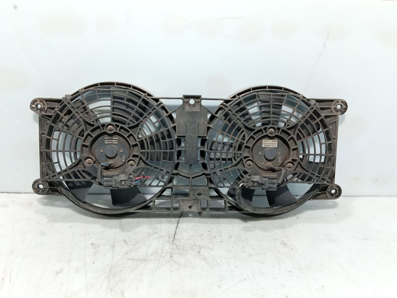 Recambio de electroventilador para ssangyong rexton referencia OEM IAM 8821008051  
