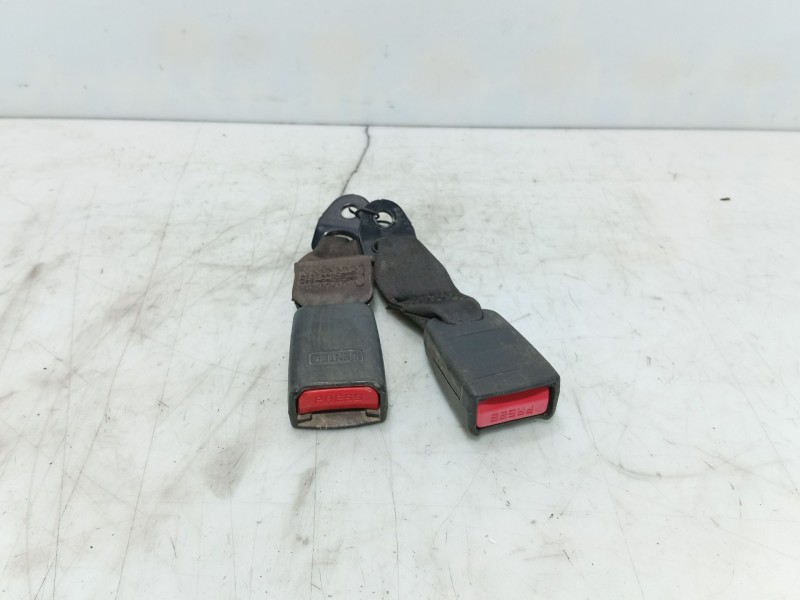Recambio de anclaje cinturon trasero derecho para ssangyong rexton referencia OEM IAM   