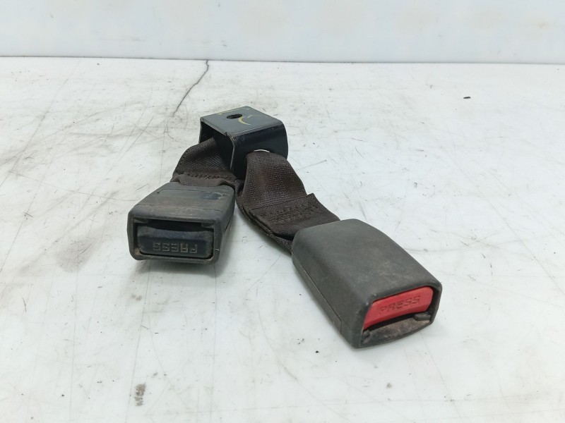 Recambio de anclaje cinturon trasero derecho para ssangyong rexton referencia OEM IAM   