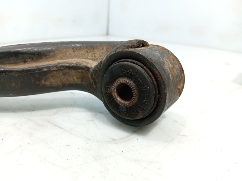 Recambio de brazo suspension superior delantero izquierdo para ssangyong rexton referencia OEM IAM   