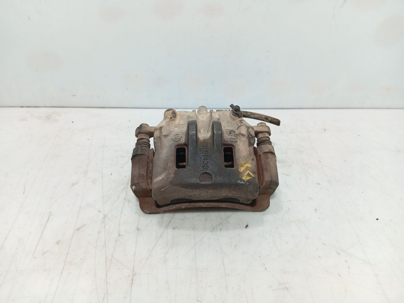 Recambio de pinza freno delantera izquierda para ssangyong rexton referencia OEM IAM   