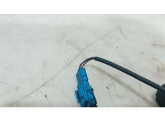 Recambio de anclaje cinturon delantero derecho para renault clio ii (bb_, cb_) 1.2 (bb0a, bb0f, bb10, bb1k, bb28, bb2d, bb2h, cb 2