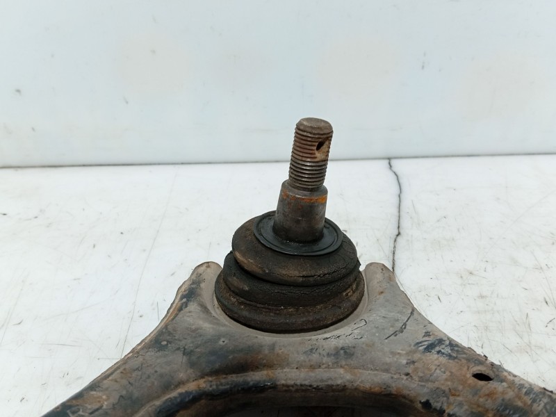 Recambio de brazo suspension superior delantero derecho para ssangyong rexton referencia OEM IAM   
