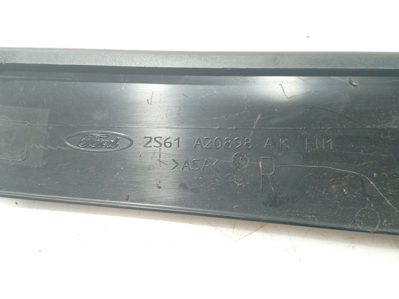Recambio de moldura para ford fiesta v (jh_, jd_) 1.4 16v referencia OEM IAM   