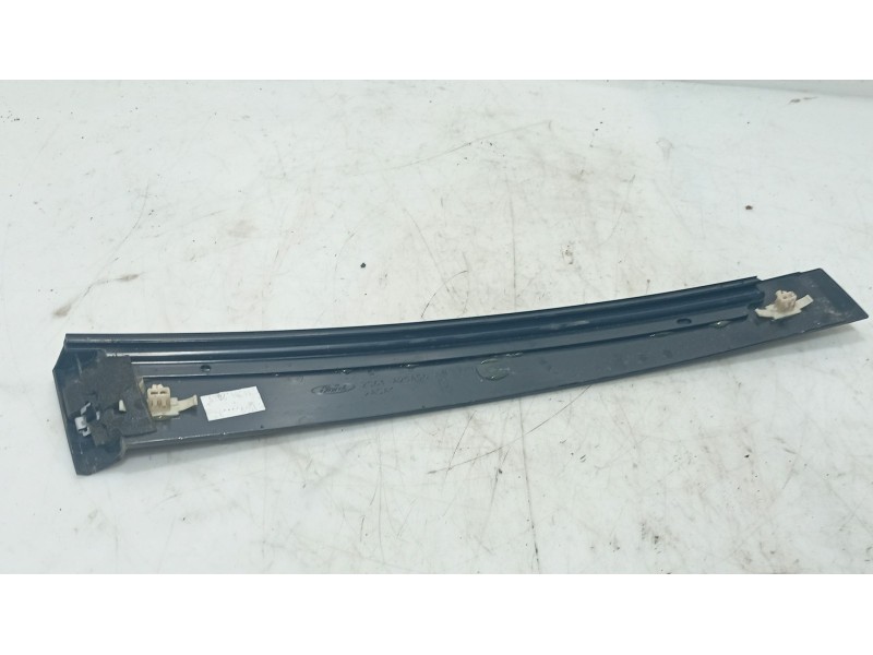 Recambio de moldura para ford fiesta v (jh_, jd_) 1.4 16v referencia OEM IAM   