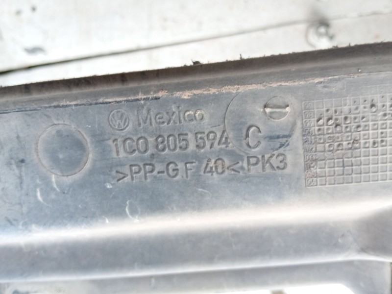 Recambio de panel frontal para volkswagen new beetle (9c1, 1c1) 1.6 referencia OEM IAM   
