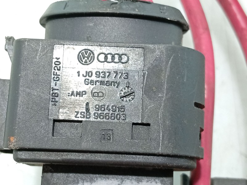 Recambio de caja reles / fusibles para volkswagen new beetle (9c1, 1c1) 1.6 referencia OEM IAM 8D1941824  
