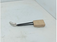 Recambio de anclaje cinturon trasero izquierdo para volkswagen new beetle (9c1, 1c1) 1.6 referencia OEM IAM    2