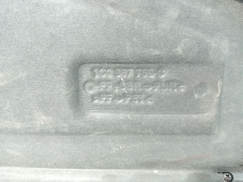Recambio de bandeja trasera para volkswagen new beetle (9c1, 1c1) 1.6 referencia OEM IAM 1C0867769DE72  