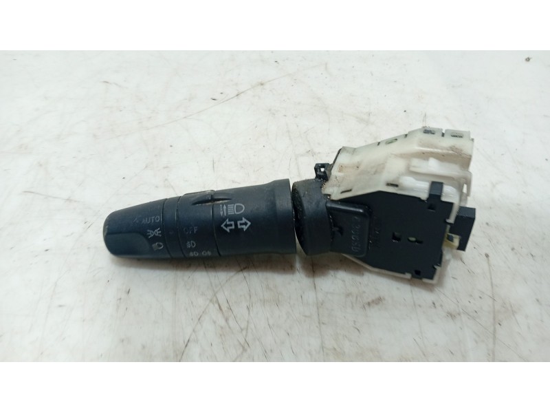 Recambio de mando luces para nissan note (e11, ne11) 1.5 dci referencia OEM IAM   