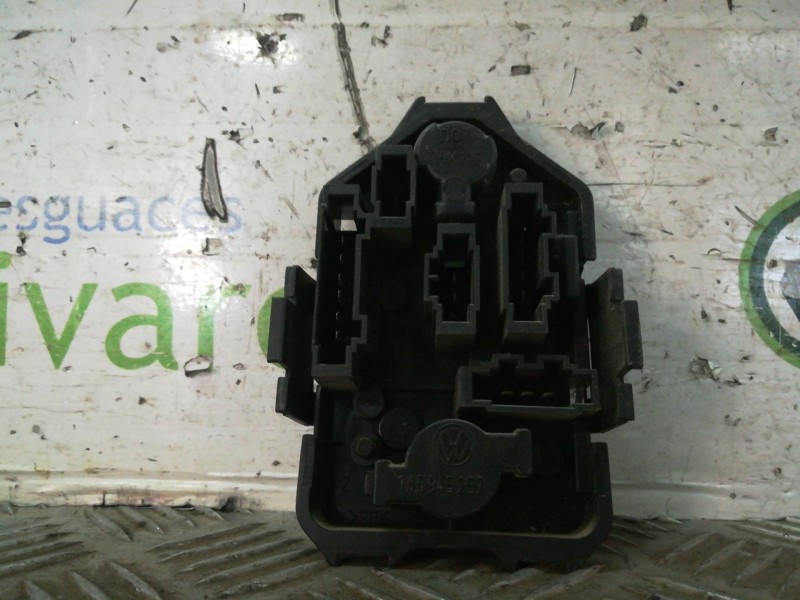 Recambio de portalamparas para  referencia OEM IAM  1H5945257 