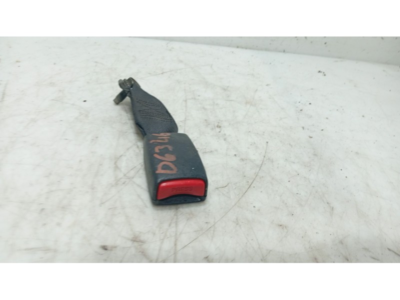 Recambio de anclaje cinturon trasero izquierdo para nissan note (e11, ne11) 1.5 dci referencia OEM IAM   