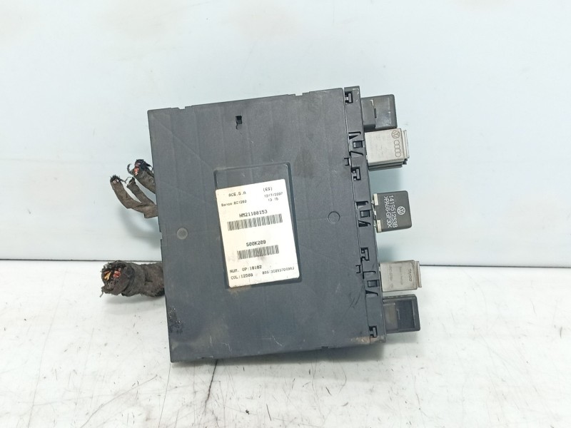 Recambio de caja reles / fusibles para seat altea (5p1) 1.9 tdi referencia OEM IAM 1K0937124H  