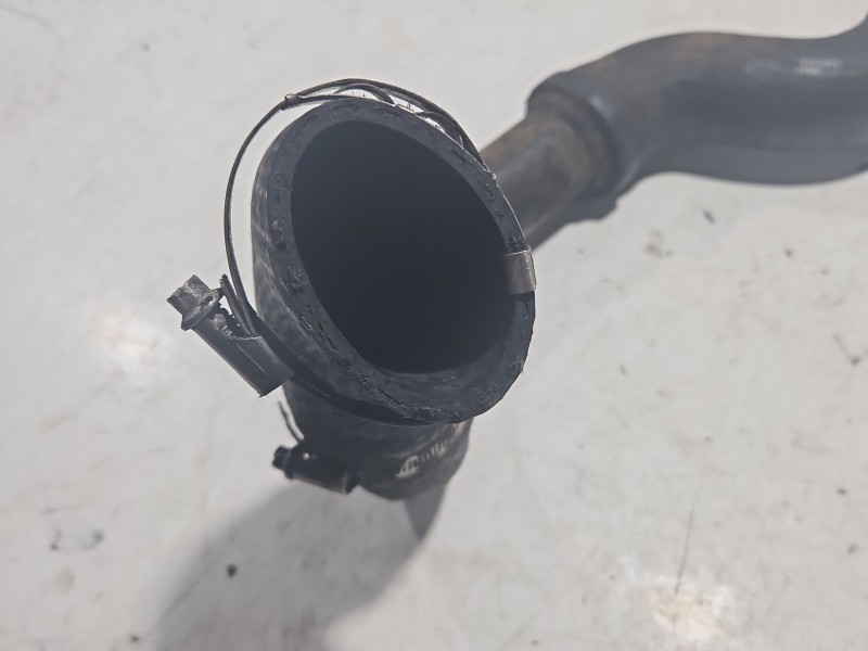 Recambio de tubo para dodge caliber 2.0 crd referencia OEM IAM 68021536AA  