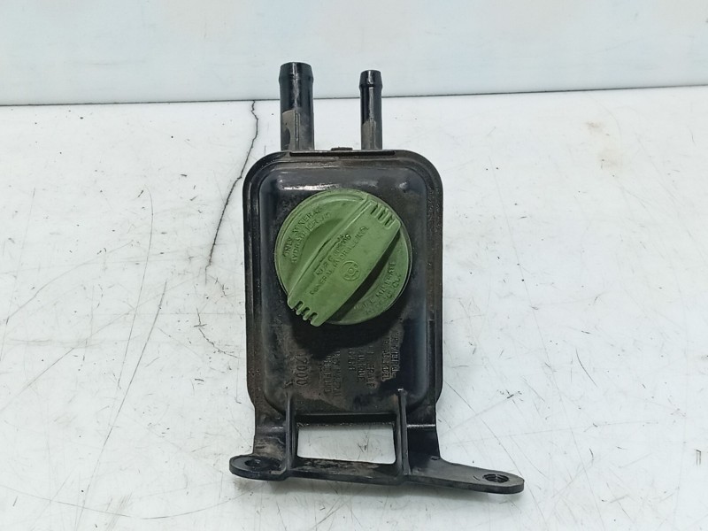 Recambio de deposito liquido direccion para audi a4 b6 avant (8e5) 2.4 referencia OEM IAM 8E0422373  