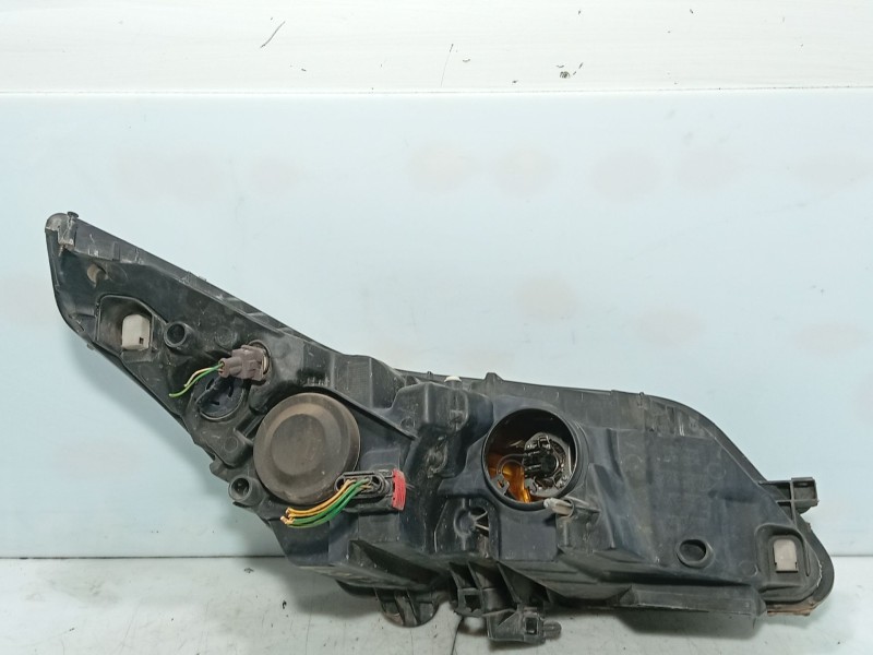 Recambio de faro izquierdo para citroën c4 i sedán 1.6 16v referencia OEM IAM 6208E6  