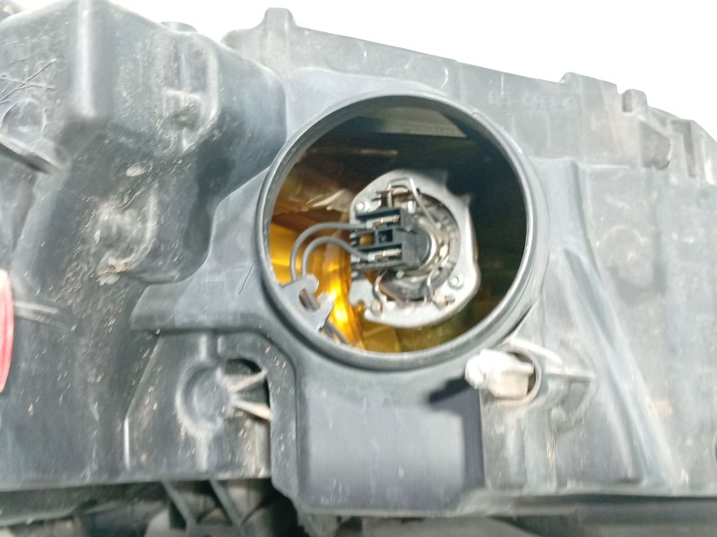 Recambio de faro izquierdo para citroën c4 i sedán 1.6 16v referencia OEM IAM 6208E6  