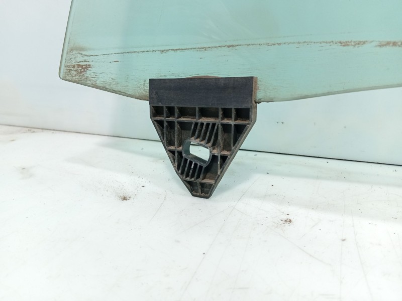 Recambio de luna delantera izquierda para audi a4 b6 avant (8e5) 2.5 tdi referencia OEM IAM   