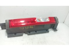 Recambio de piloto trasero derecho para renault trafic ii furgoneta (fl) 2.0 dci 115 (fl01, fl0u) referencia OEM IAM 8200336834 