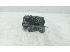 Recambio de cerradura puerta trasera derecha para renault trafic ii furgoneta (fl) 2.0 dci 115 (fl01, fl0u) referencia OEM IAM 8