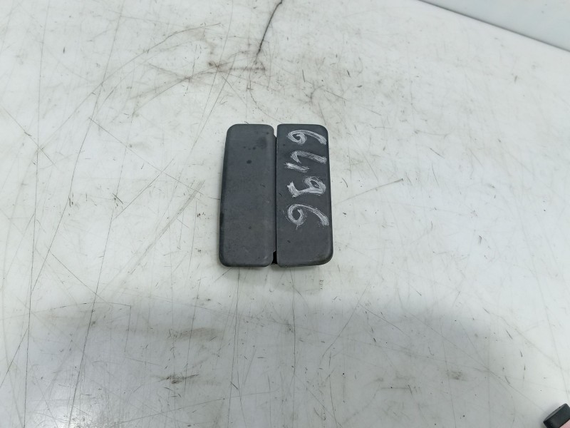 Recambio de maneta exterior trasera derecha para nissan serena (c23) 2.0 referencia OEM IAM   
