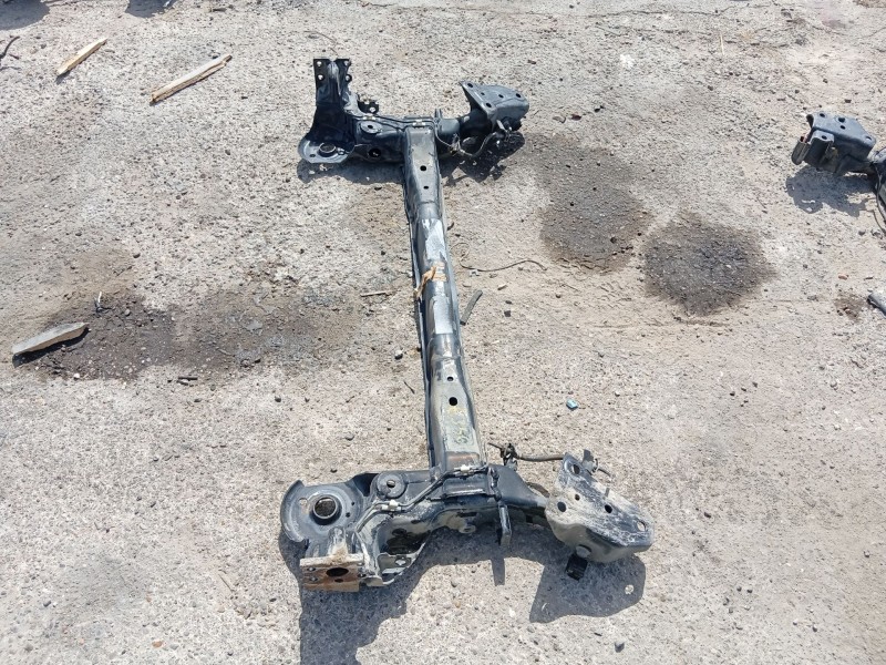 Recambio de eje trasero para citroën c3 ii (sc_) 1.4 referencia OEM IAM   