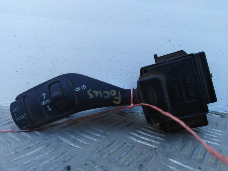 Recambio de mando intermitentes para ford focus berlina (cap) trend   |   03.05 - 12.07 | 2005 - 2007 | 116 cv / 85 kw referenci