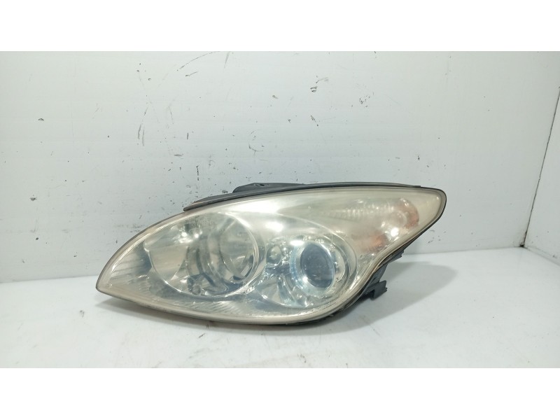 Recambio de faro izquierdo para hyundai i30 (fd) 1.4 referencia OEM IAM 921012L520  