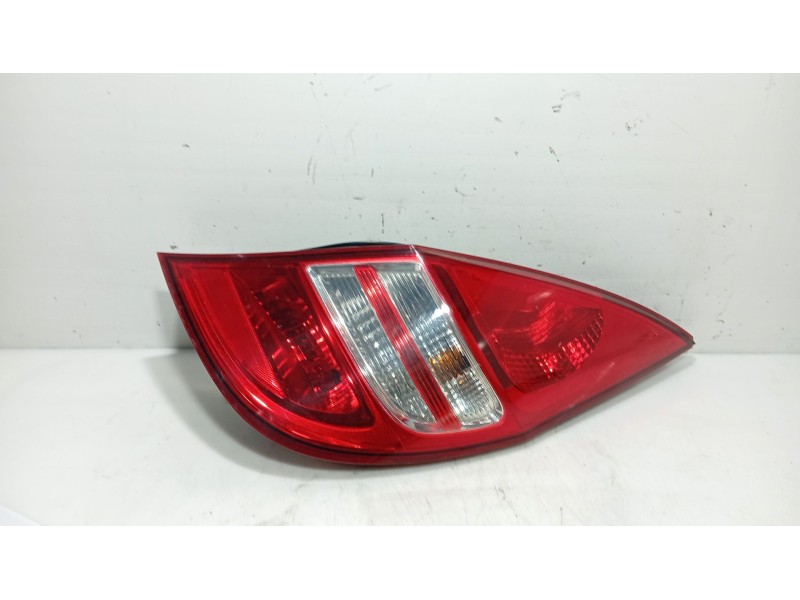 Recambio de piloto trasero derecho para hyundai i30 (fd) 1.4 referencia OEM IAM 924022R000  