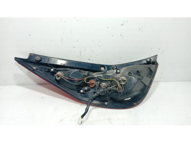 Recambio de piloto trasero derecho para hyundai i30 (fd) 1.4 referencia OEM IAM 924022R000  