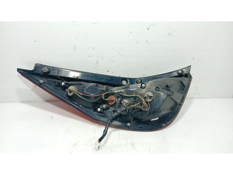 Recambio de piloto trasero derecho para hyundai i30 (fd) 1.4 referencia OEM IAM 924022R000  