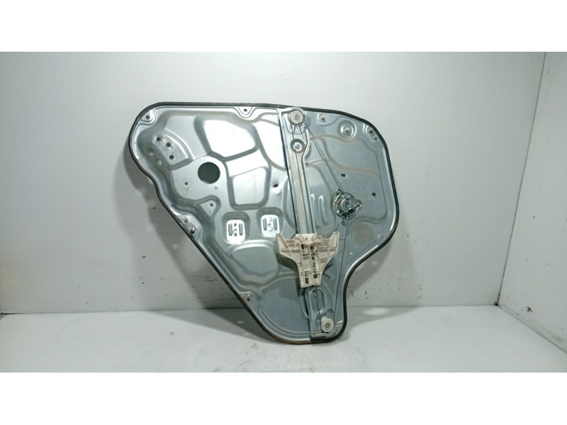 Recambio de elevalunas trasero derecho para hyundai i30 (fd) 1.4 referencia OEM IAM 834812R000  