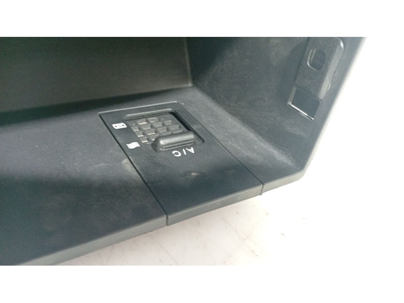 Recambio de guantera para hyundai i30 (fd) 1.4 referencia OEM IAM 845102L020WKDS  