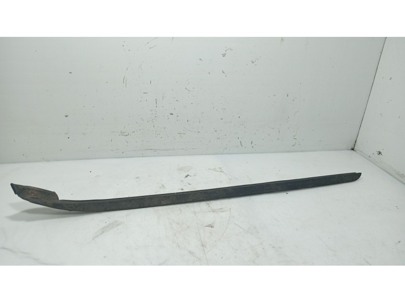 Recambio de moldura para hyundai i30 (fd) 1.4 referencia OEM IAM   