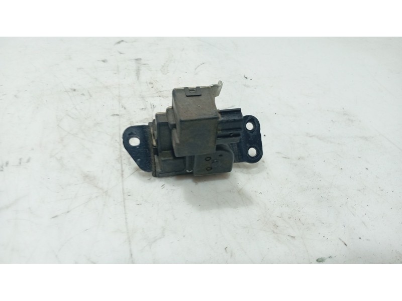 Recambio de cerradura maletero / porton para hyundai i30 (fd) 1.4 referencia OEM IAM 812302L000  