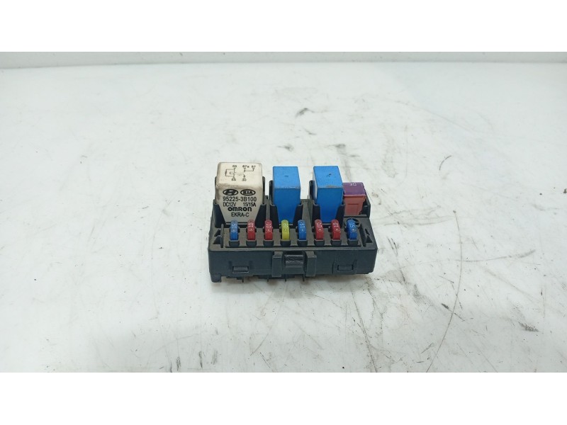 Recambio de caja reles / fusibles para hyundai i30 (fd) 1.4 referencia OEM IAM 919502H000  