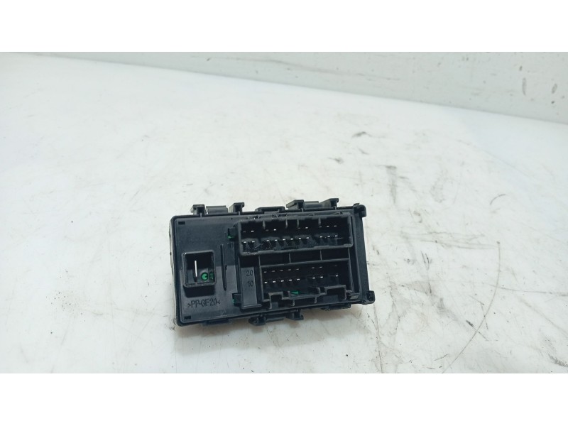 Recambio de caja reles / fusibles para hyundai i30 (fd) 1.4 referencia OEM IAM 919502H000  