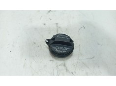 Recambio de tapon combustible para hyundai i30 (fd) 1.4 referencia OEM IAM 31010J9000  