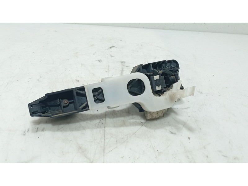 Recambio de maneta exterior trasera derecha para hyundai i30 (fd) 1.4 referencia OEM IAM 826511H000 / 826511H010  