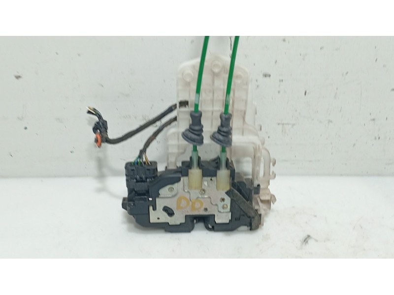 Recambio de cerradura puerta delantera derecha para hyundai i30 (fd) 1.4 referencia OEM IAM 813202L030  